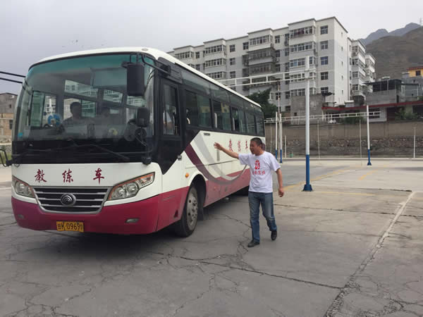 做到兩點(diǎn)，輕松考試，順利拿證