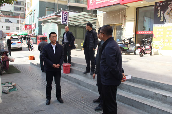 聚焦民生辦實事 優(yōu)化公交惠民生——隴運集團黨委書記、董事長馬明喜調(diào)研新開通公交線路